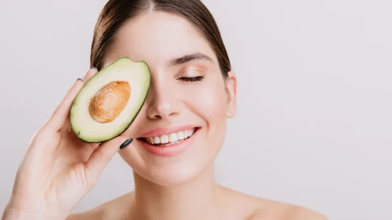 Pele Radiante: Seu Guia Simples para um Cuidado de Dentro para Fora